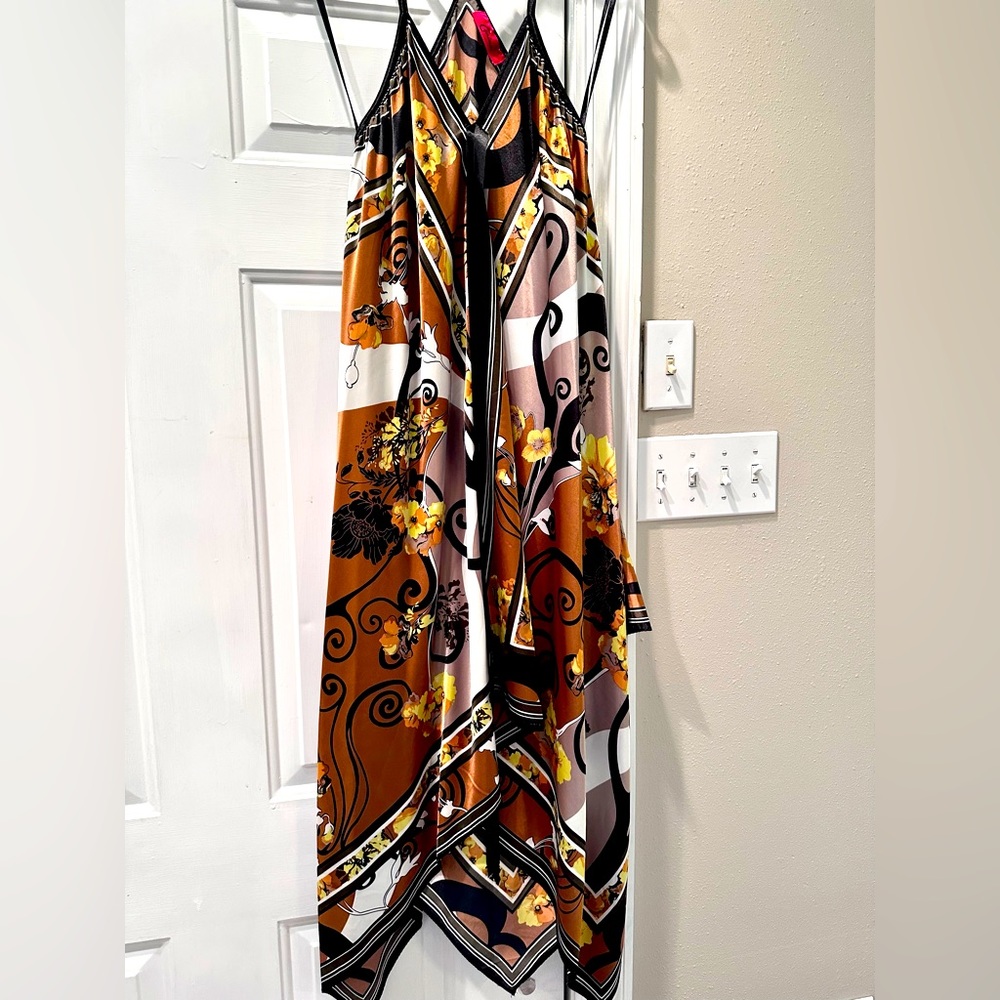 MIDI dress Sz M brown, gold, cream, yellow colors.